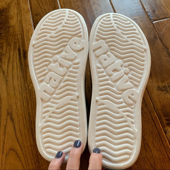 Native | taupe slip on shoes | Sz M6 / W8 - Picture 5 of 14